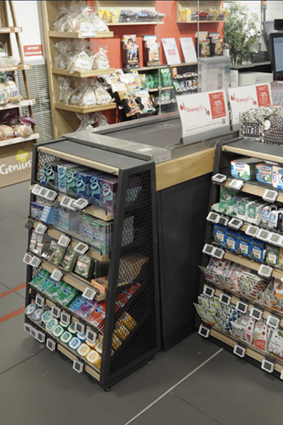 Cross-merchandising power shelf for wet wipes