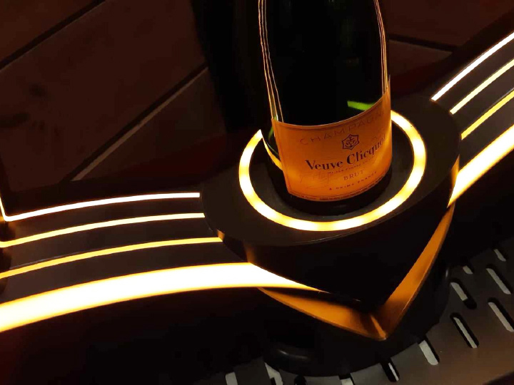 Outil de parade on-trade Veuve-Clicquot