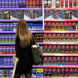 Visual merchandising in retail
