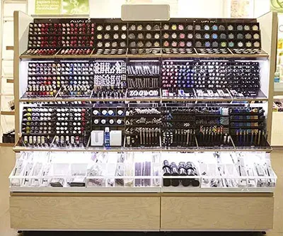 Beauty retail: POP display elevates the shopping experience