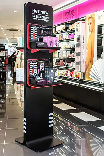 Beauty retail: POP display elevates the shopping experience