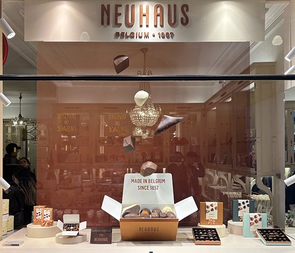 Ontwerp van winkeletalages: Een venster op het erfgoed van Neuhaus