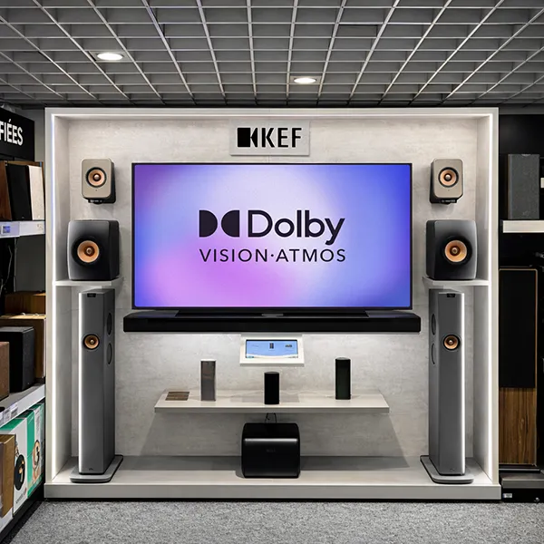 Display interactif KEF chez FNAC | Retail design & expérience sonore